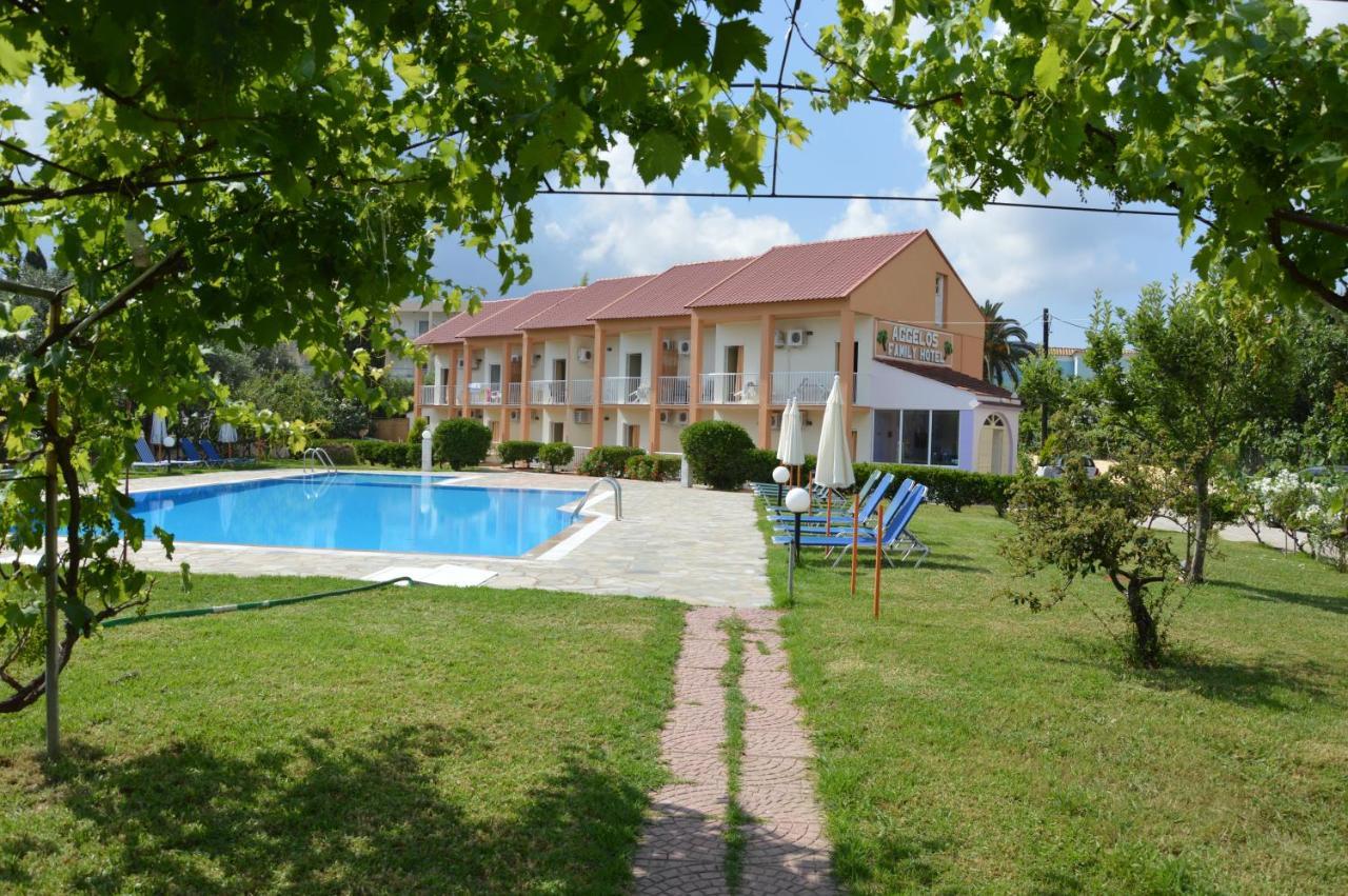 Aggelos Family Hotel Moraitika Exterior foto