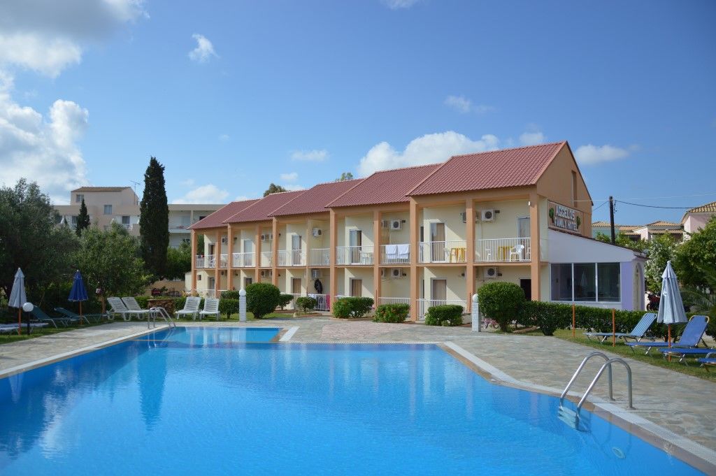 Aggelos Family Hotel Moraitika Exterior foto